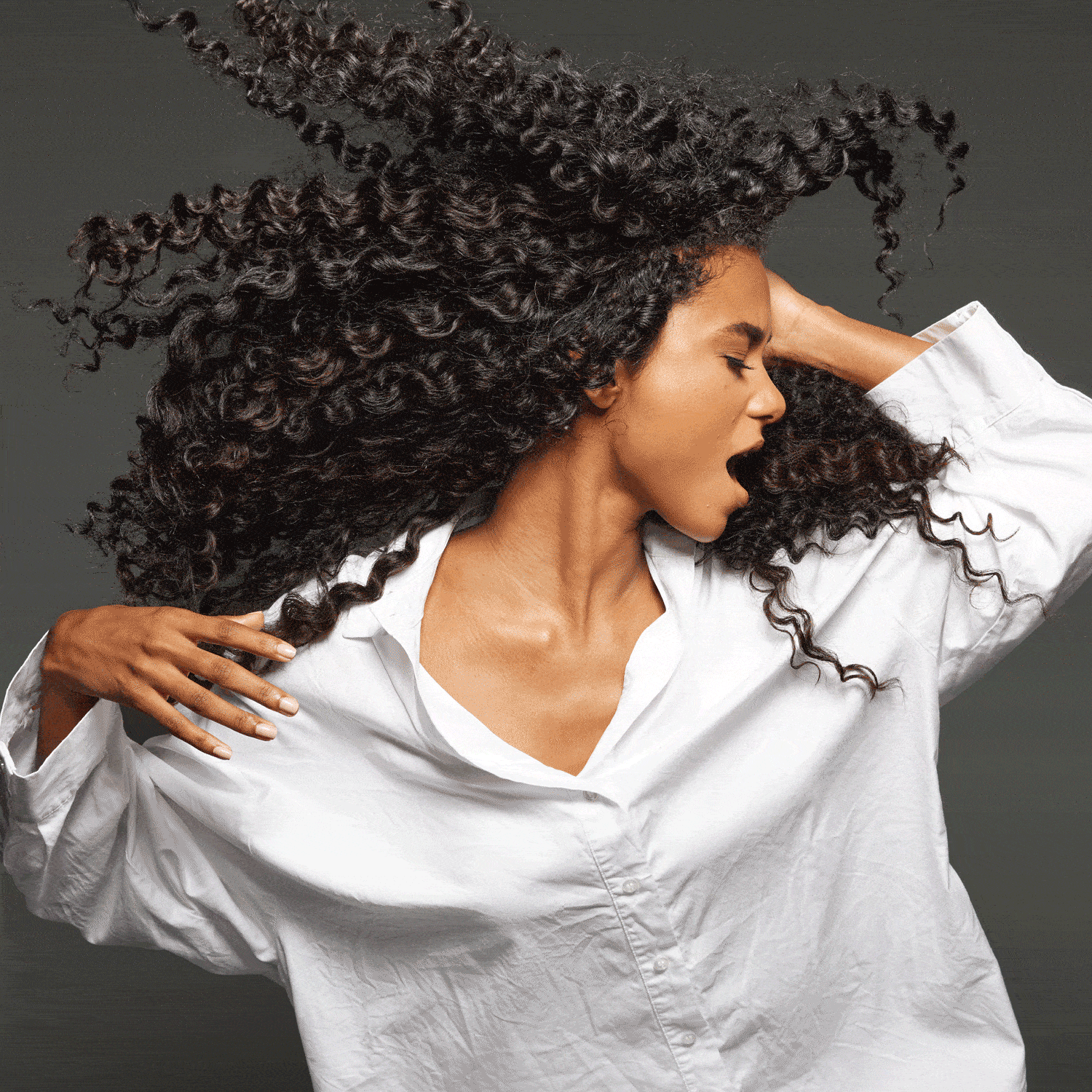 Shook Mix + Fix Bundling Curly Hair Spray